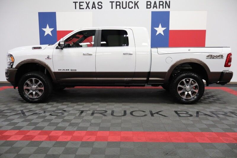 2020 Ram 2500 Longhorn Mega Cab Ram Box 6.7L Diesel FOX NEW 35in Tires