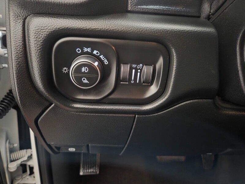 2020 Ram 2500 Power Wagon 6.4L Hemi V8 New 37in Nitto Tires Winch Camera FREE WARRANTY Arlington TX