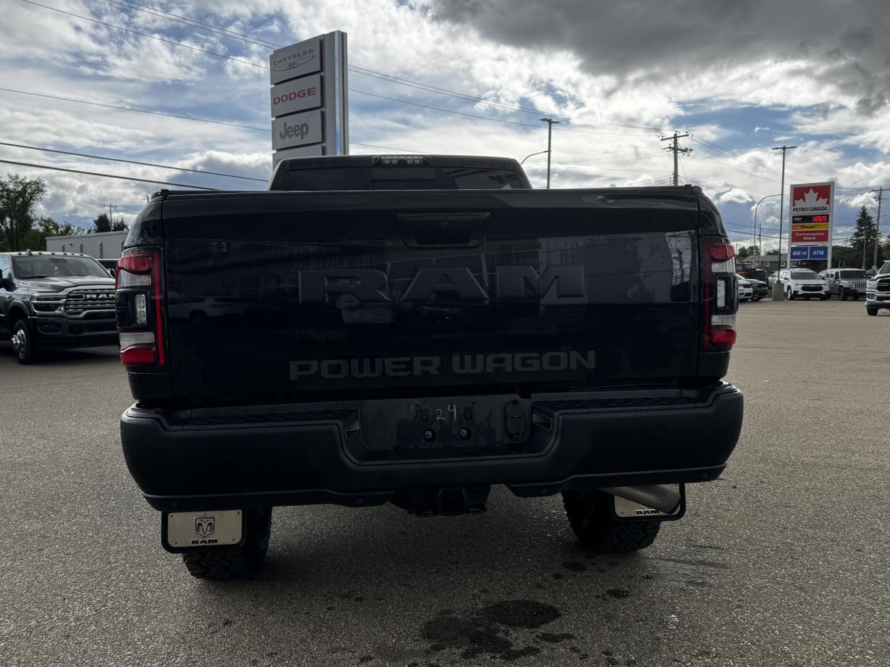 2020 Ram 2500 Power Wagon Crew Cab 4x4 | Low KMs | HEMI V8 | Front Bench | Sunroof | NAV | Leather Redwater AB