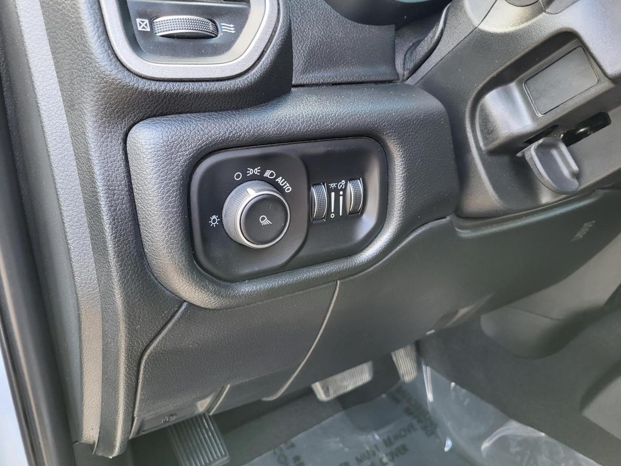 2020 Ram 2500 Tradesman 4x4 Crew Cab 6&apos;4 Box Beeville TX