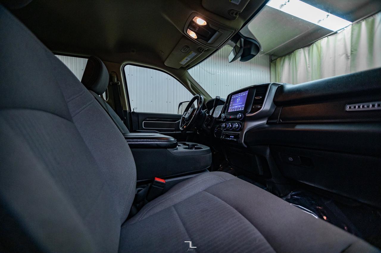 2020 Ram 3500 4x4 Crew Cab Big Horn Diesel Longbox BCam Red Deer AB