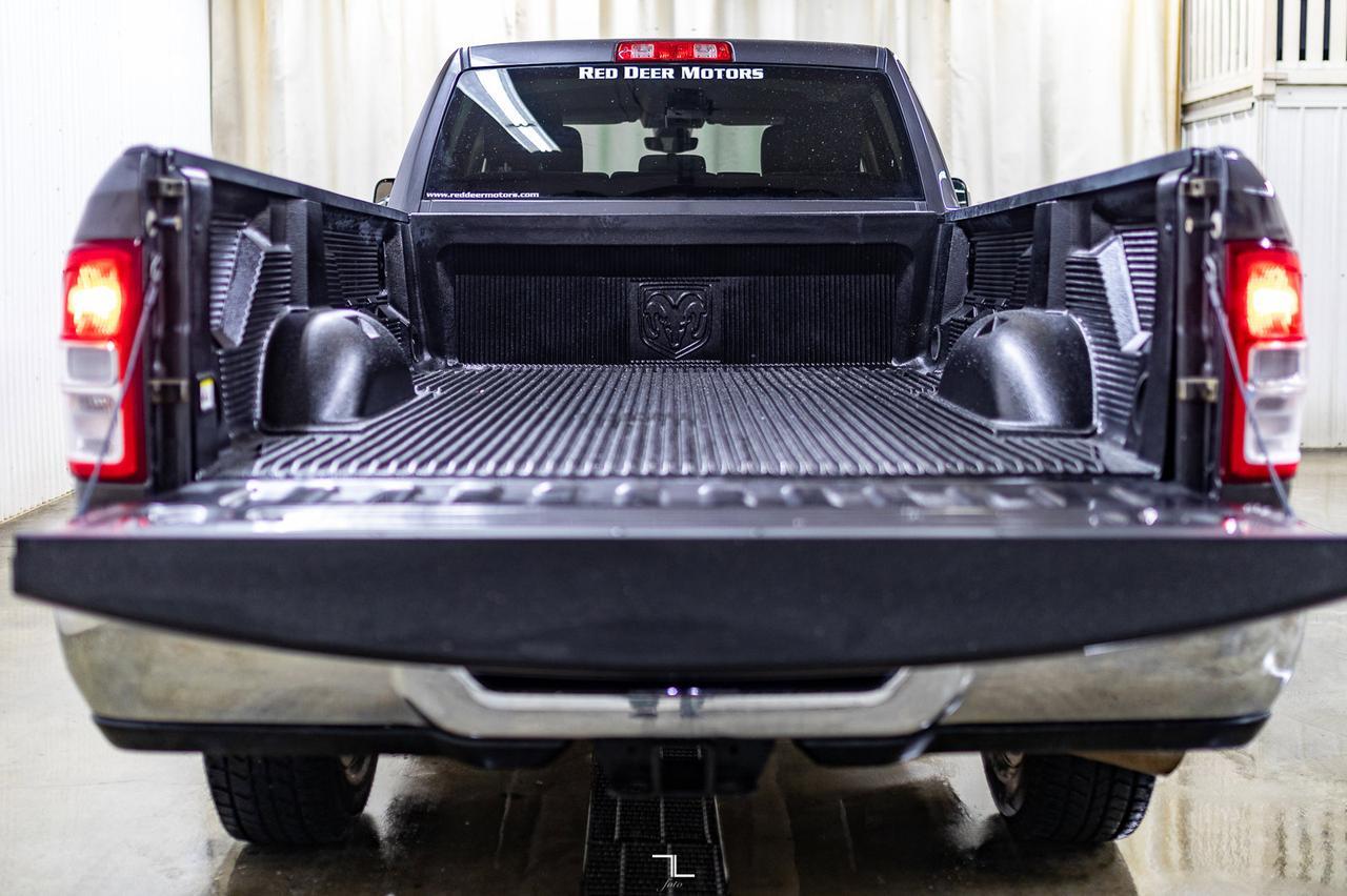 2020 Ram 3500 4x4 Crew Cab Big Horn Diesel Longbox BCam Red Deer AB