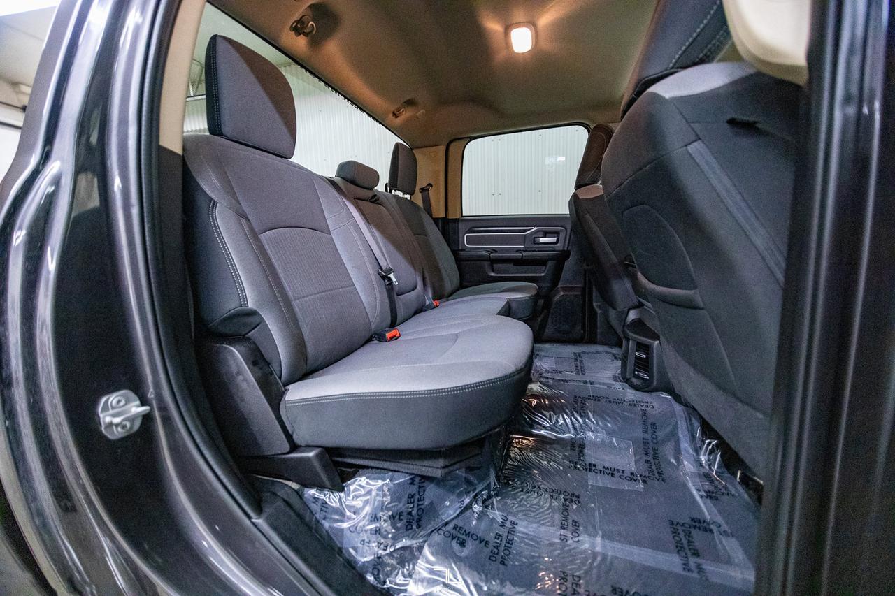 2020 Ram 3500 4x4 Crew Cab Big Horn Diesel Longbox BCam Red Deer AB