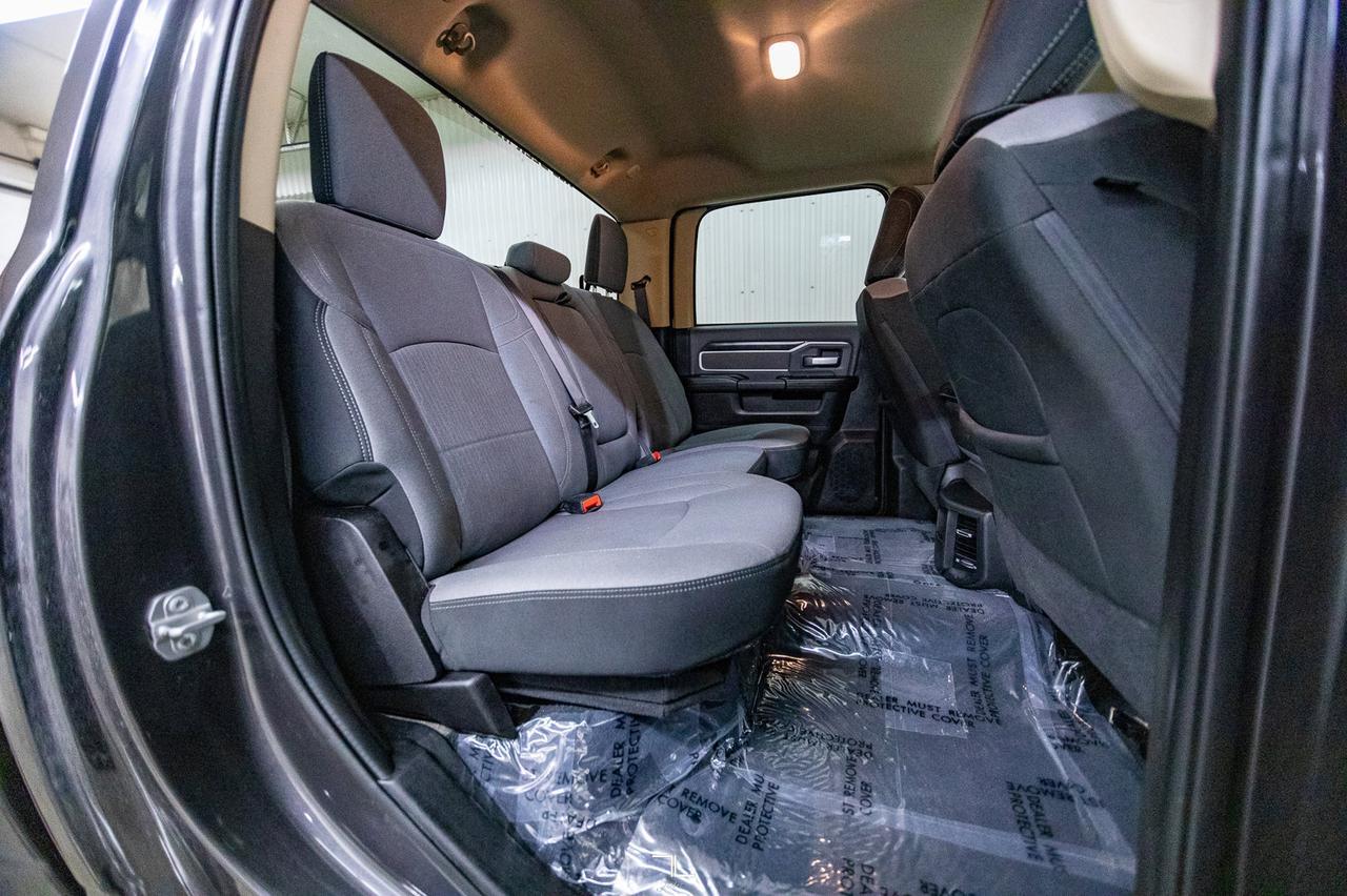 2020 Ram 3500 4x4 Crew Cab Big Horn Diesel Longbox BCam Red Deer AB