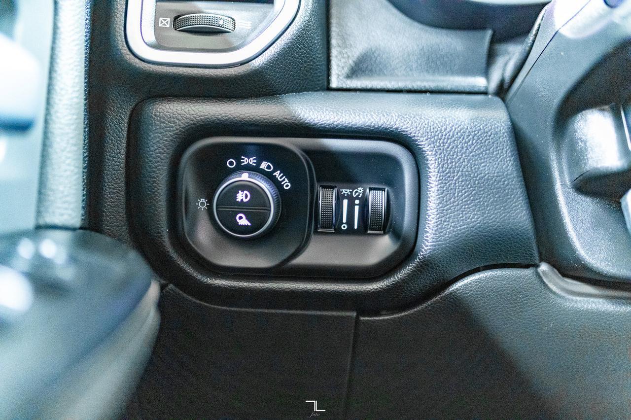 2020 Ram 3500 4x4 Crew Cab Big Horn Diesel Longbox BCam Red Deer AB