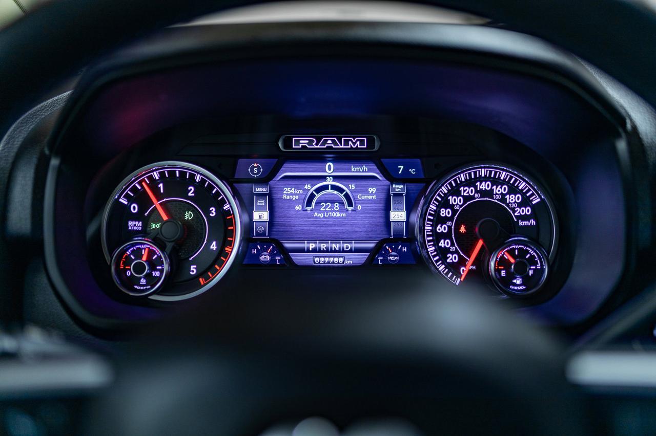 2020 Ram 3500 4x4 Crew Cab Big Horn Dually Diesel AISIN Nav Red Deer AB