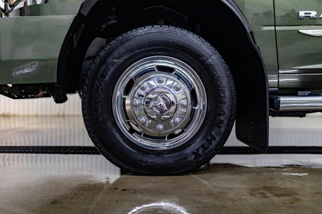 2020 Ram 3500 4x4 Crew Cab Big Horn Dually Diesel AISIN Nav Red Deer AB