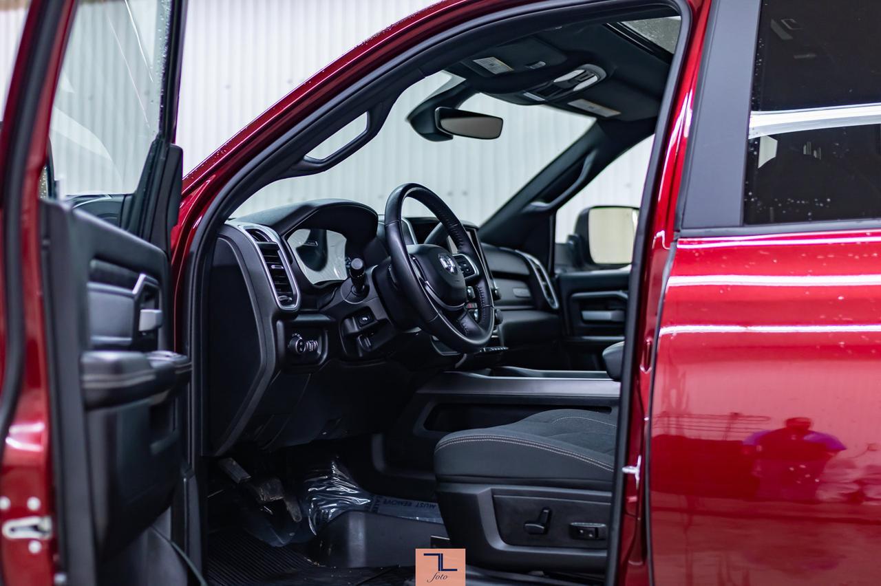 2020 Ram 3500 4x4 Crew Cab Big Horn Sport AISIN Roof BCam Diesel Red Deer AB