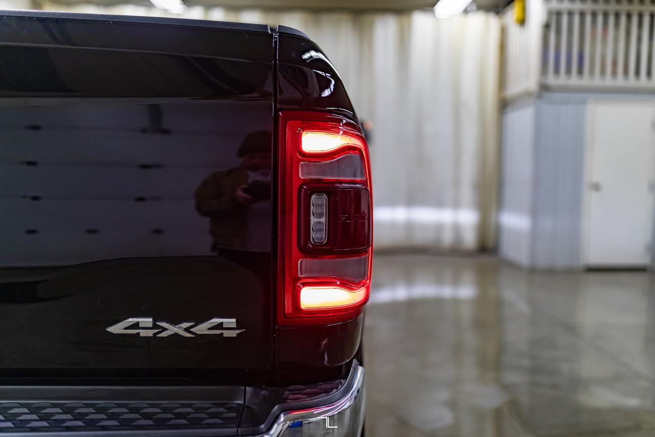 2020 Ram 3500 4x4 Crew Cab Laramie Diesel Leather Roof Nav Red Deer AB