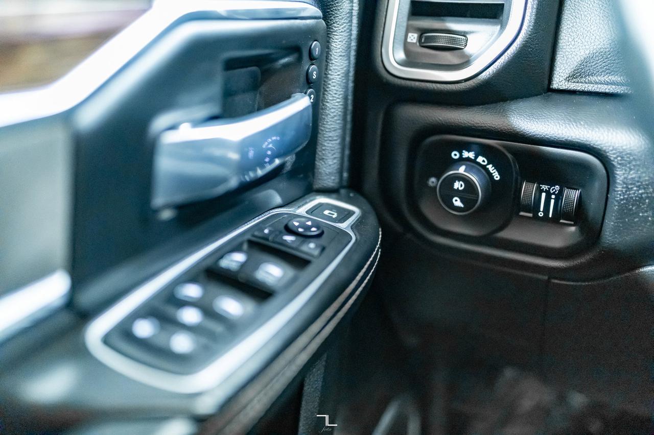 2020 Ram 3500 4x4 Crew Cab Laramie Diesel Leather Roof Nav Red Deer AB