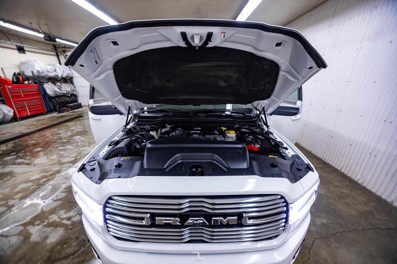 2020 Ram 3500 4x4 Crew Cab Laramie Dually Diesel Leather Roof Nav Red Deer AB