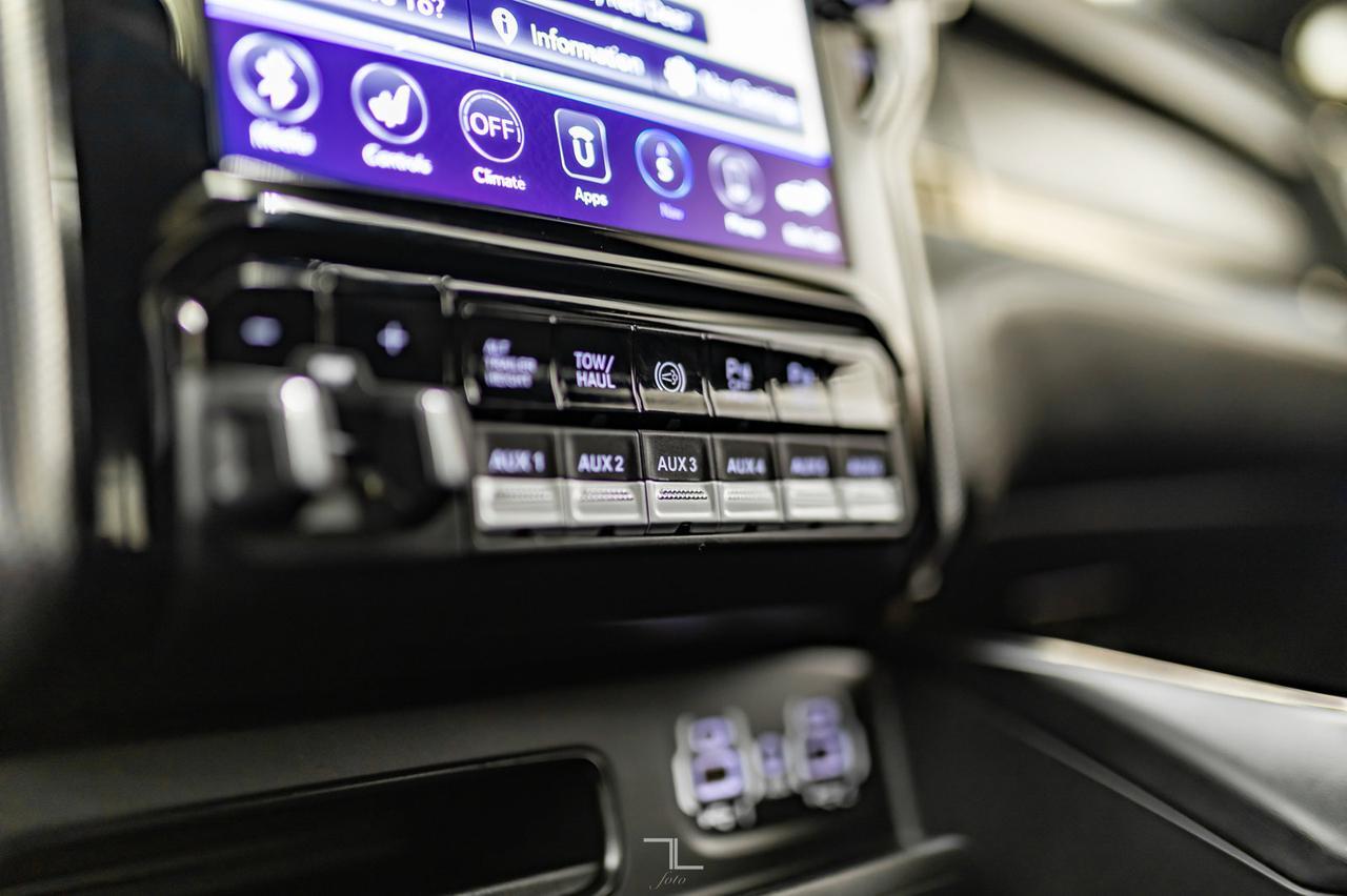 2020 Ram 3500 4x4 Crew Cab Limited Dually AISIN Leather Roof Nav Red Deer AB