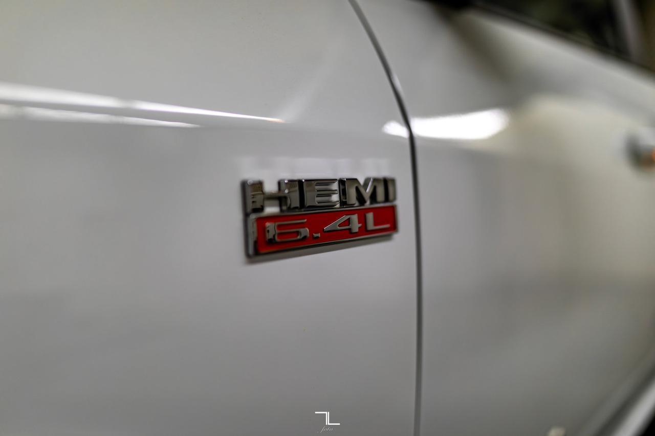 2020 Ram 3500 4x4 Crew Cab SLT Dually Deck HEMI Red Deer AB