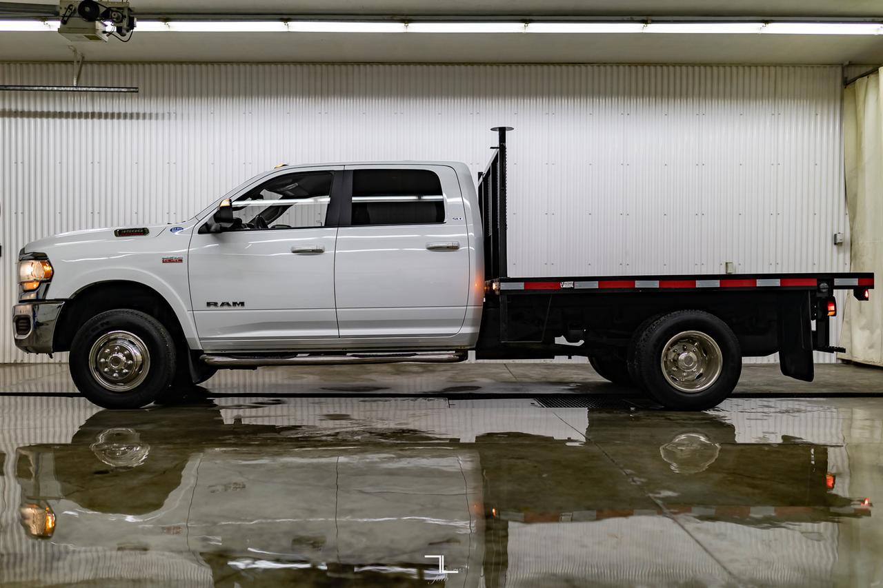 2020 Ram 3500 4x4 Crew Cab SLT Dually Deck HEMI Red Deer AB