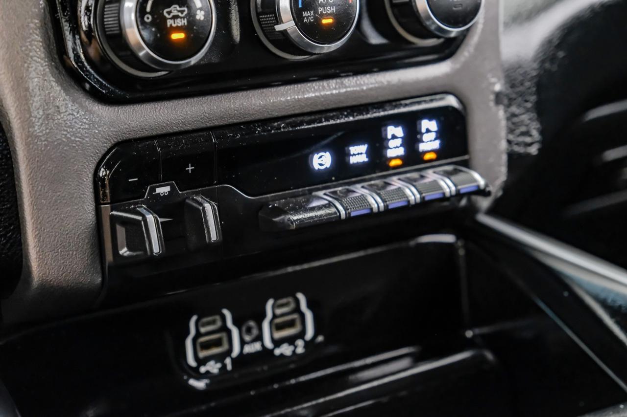 2020 Ram 3500 BIG HORN MEGA CAB 4WD 6.7L DIESEL AUTOMATIC HEATED SEATS REAR CA Carrollton TX