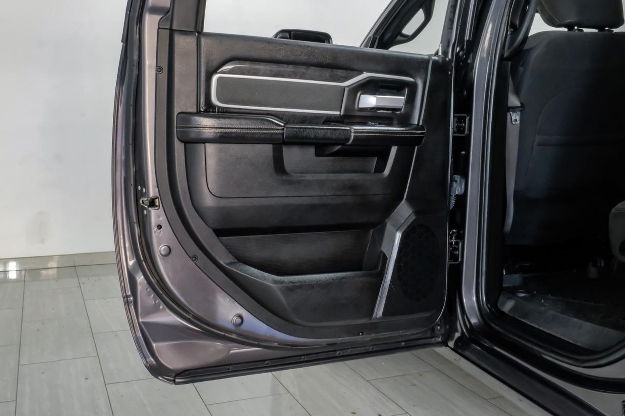 2020 Ram 3500 BIG HORN MEGA CAB 4WD 6.7L DIESEL AUTOMATIC HEATED SEATS REAR CA Carrollton TX