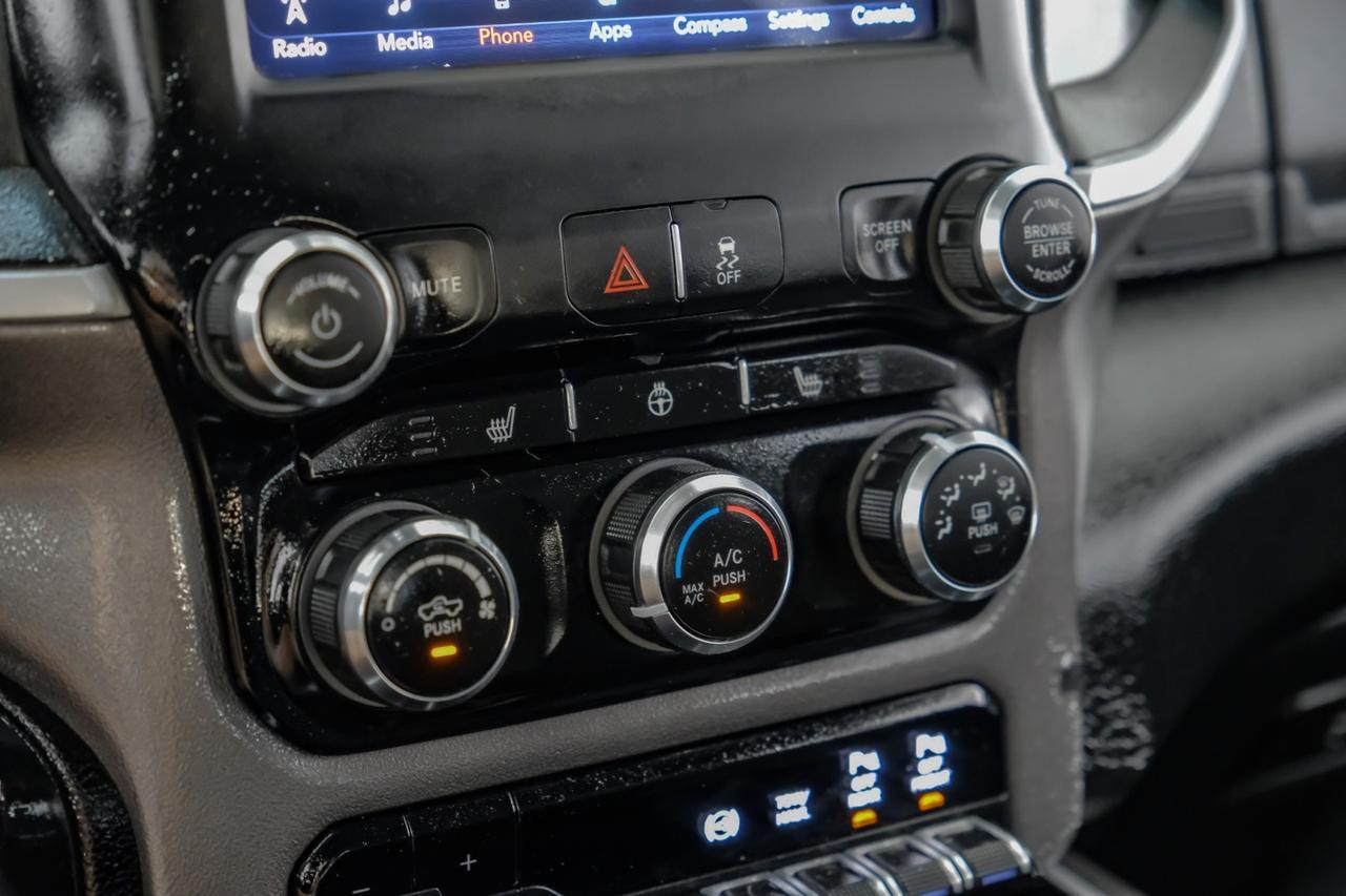 2020 Ram 3500 BIG HORN MEGA CAB 4WD 6.7L DIESEL AUTOMATIC HEATED SEATS REAR CA Carrollton TX