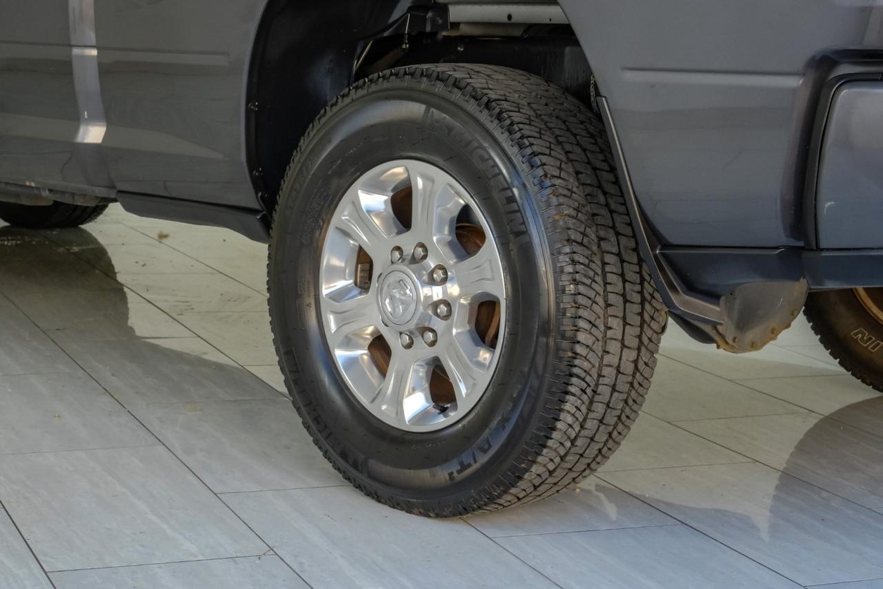 2020 Ram 3500 BIG HORN MEGA CAB 4WD 6.7L DIESEL AUTOMATIC HEATED SEATS REAR CA Carrollton TX