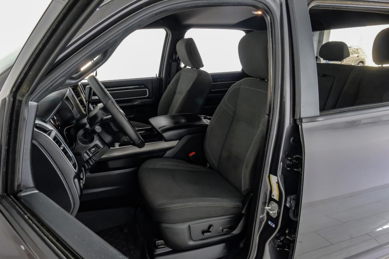 2020 Ram 3500 BIG HORN MEGA CAB 4WD 6.7L DIESEL AUTOMATIC HEATED SEATS REAR CA Carrollton TX
