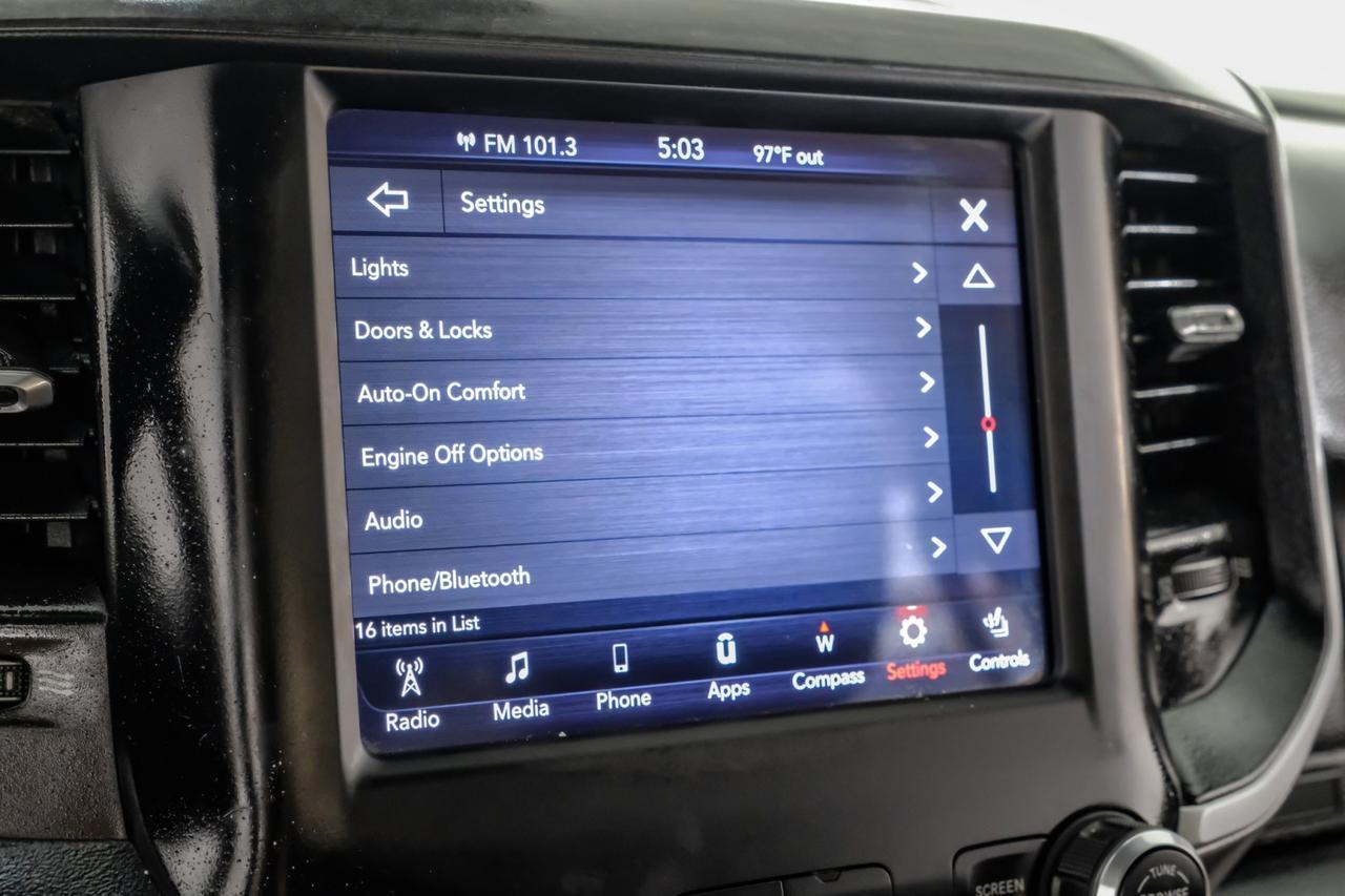 2020 Ram 3500 BIG HORN MEGA CAB 4WD 6.7L DIESEL AUTOMATIC HEATED SEATS REAR CA Carrollton TX