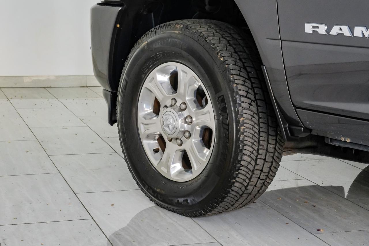2020 Ram 3500 BIG HORN MEGA CAB 4WD 6.7L DIESEL AUTOMATIC HEATED SEATS REAR CA Carrollton TX