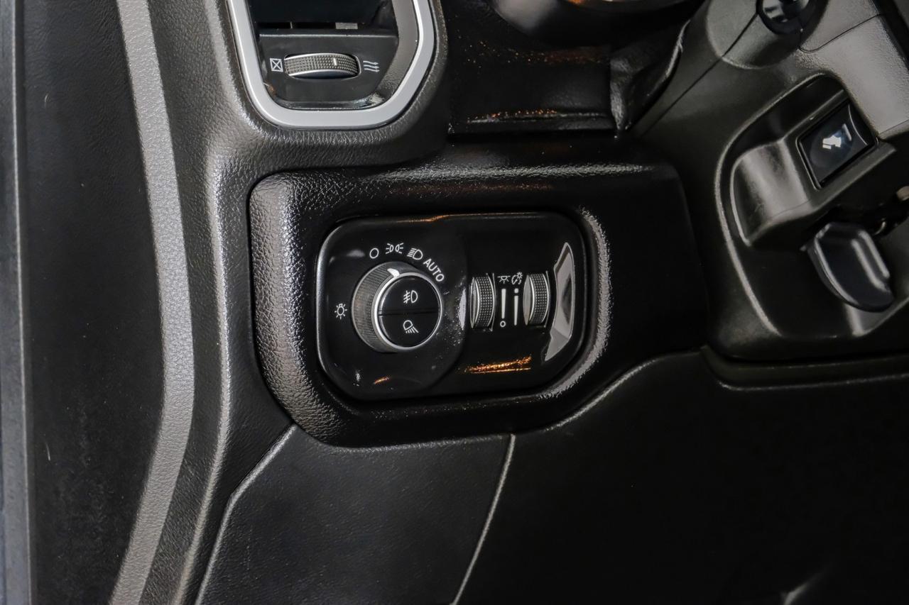 2020 Ram 3500 BIG HORN MEGA CAB 4WD 6.7L DIESEL AUTOMATIC HEATED SEATS REAR CA Carrollton TX