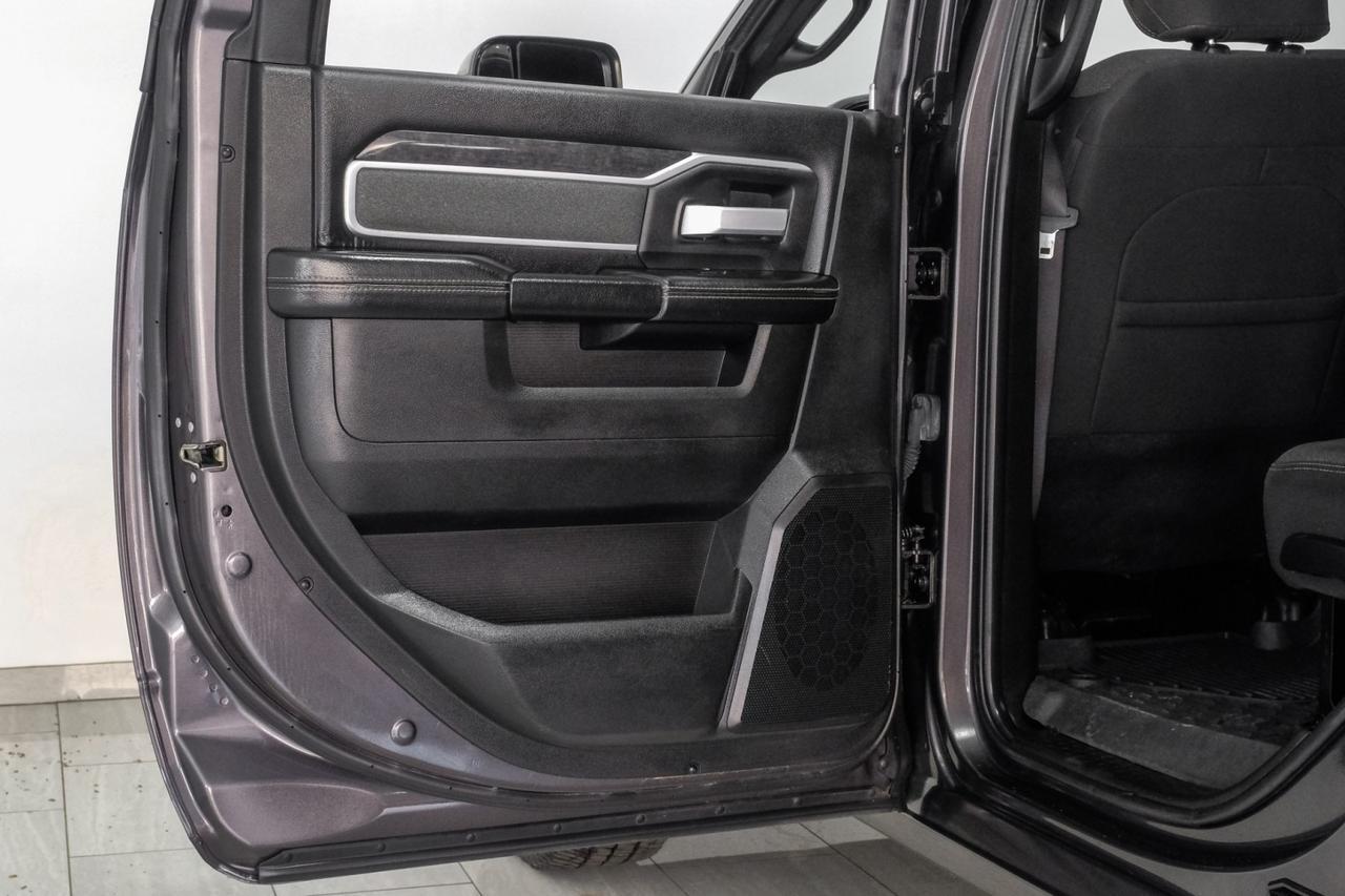 2020 Ram 3500 BIG HORN MEGA CAB 4WD 6.7L DIESEL AUTOMATIC HEATED SEATS REAR CA Carrollton TX