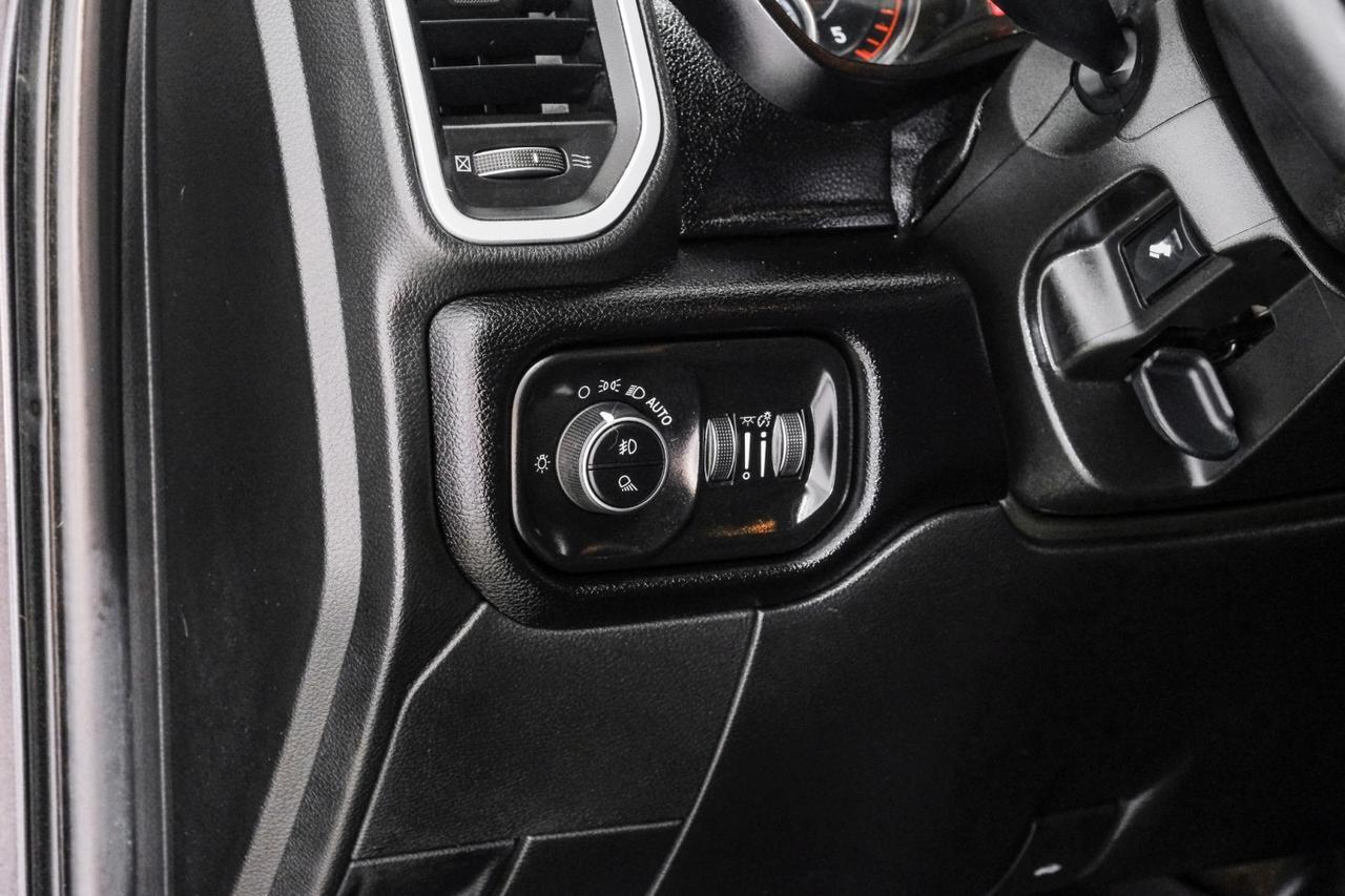 2020 Ram 3500 BIG HORN MEGA CAB 4WD 6.7L DIESEL AUTOMATIC HEATED SEATS REAR CA Carrollton TX