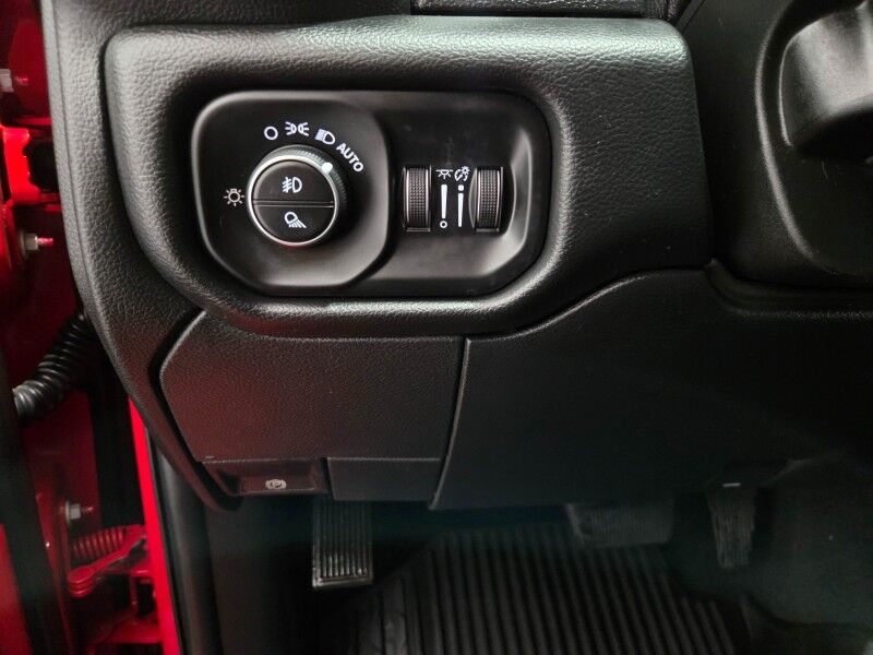 2020 Ram 3500 Big Horn 4WD Long Bed 6.7L Diesel AISIN Transmission NEW 33in Tires FREE WARRANTY Arlington TX