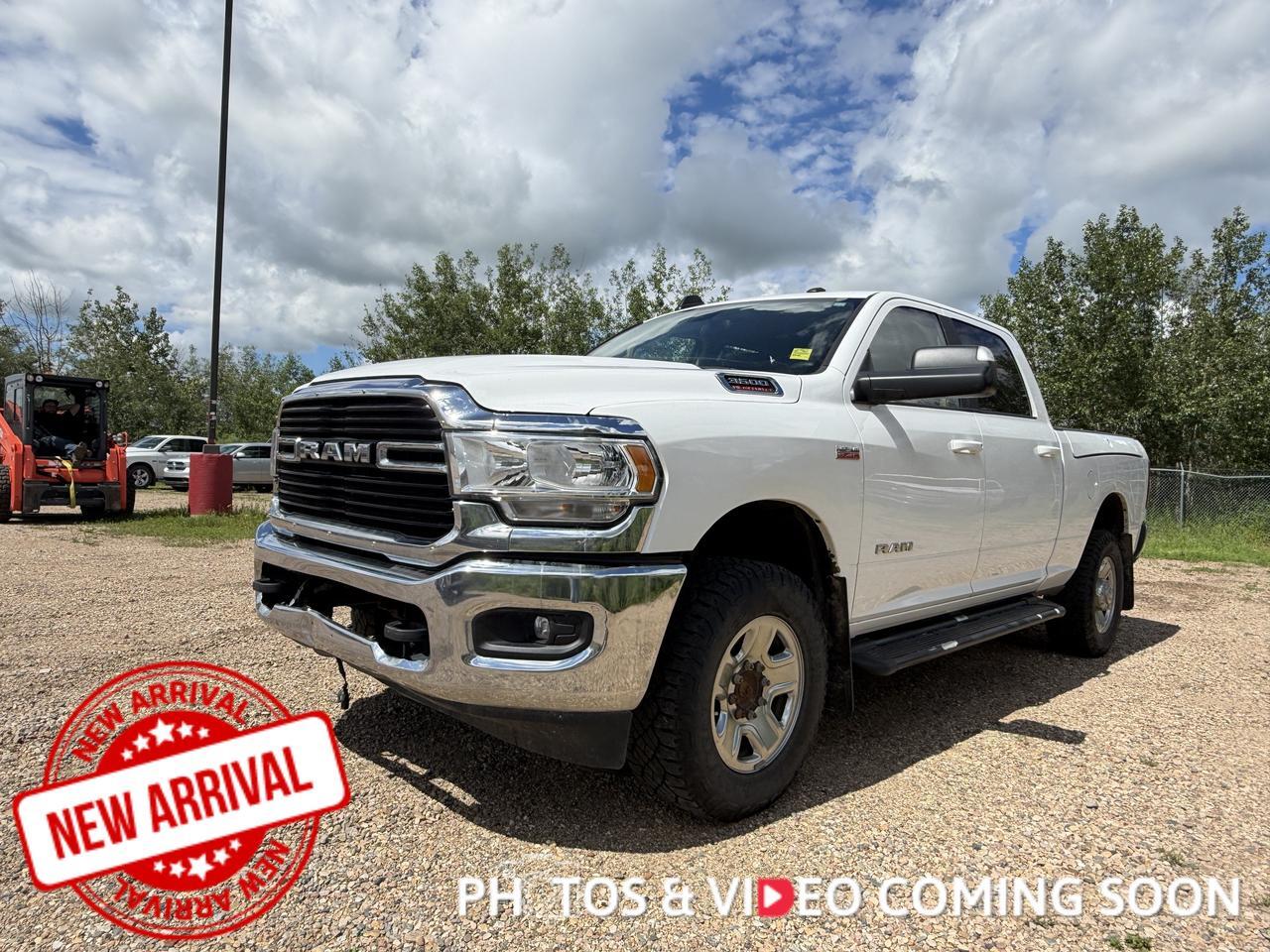 2020 Ram 3500 Big Horn Crew Cab 4x4 | HEMI V8 | Backup Camera | Heated Front Seats | Remote Start | Premium Cloth