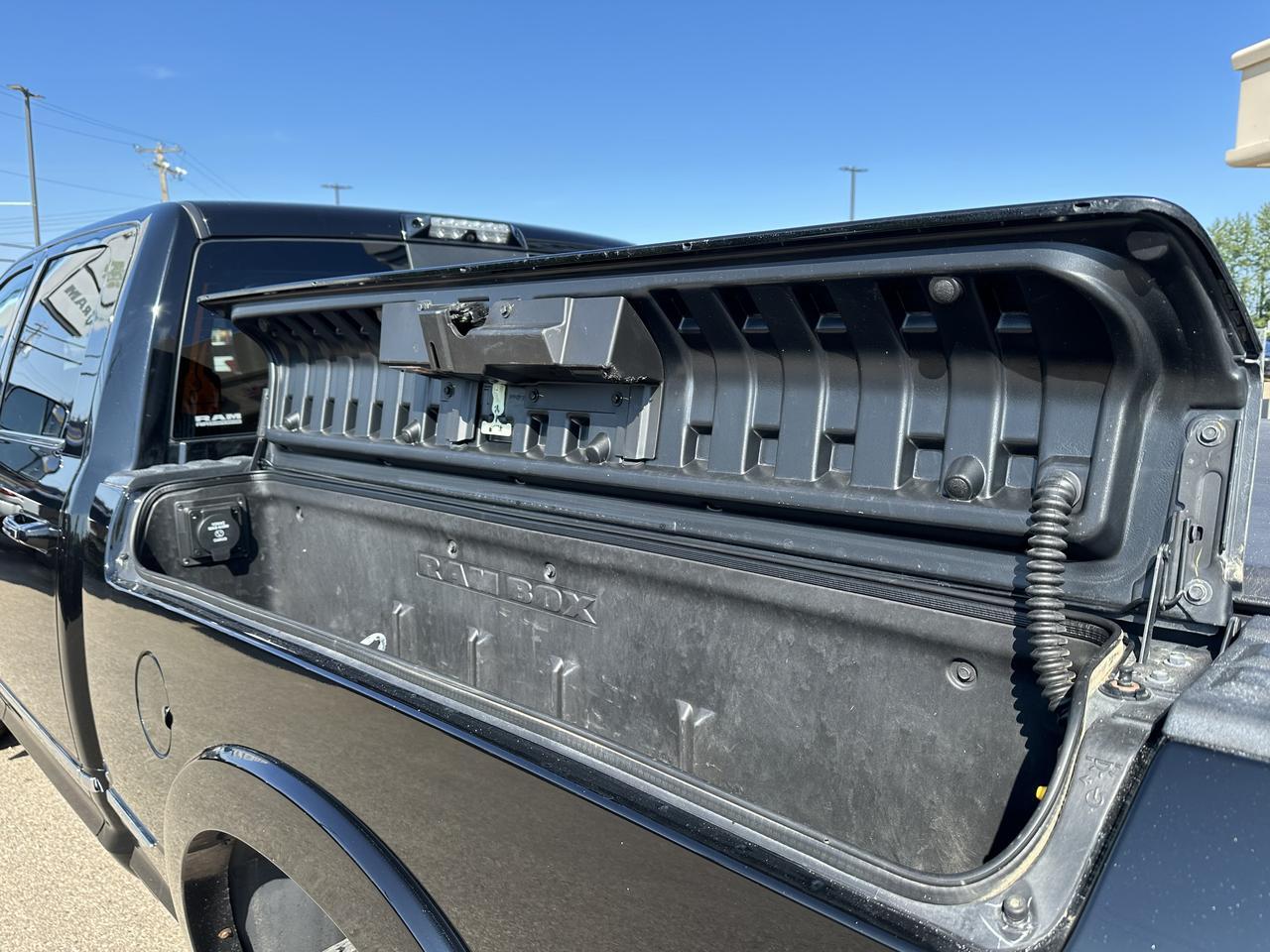 2020 Ram 3500 Limited Crew Cab | Aisin | 360 Camera | Sun Roof | Auto Level Suspension | Ram Box | 5th Wheel Prep Redwater AB