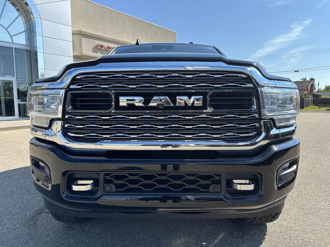 2020 Ram 3500 Limited Crew Cab | Aisin | 360 Camera | Sun Roof | Auto Level Suspension | Ram Box | 5th Wheel Prep Redwater AB