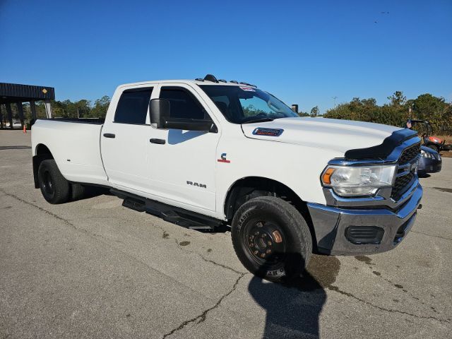 2020 Ram 3500 Tradesman Crew Cab 4x4 8' Box