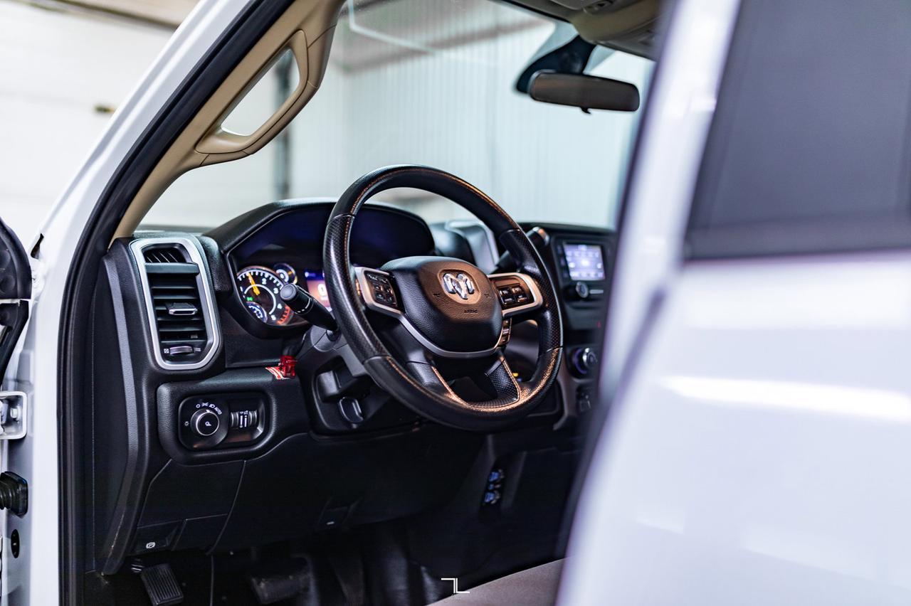 2020 Ram 5500 4x4 Crew Cab SLT Deck Diesel AISIN BCam Red Deer AB