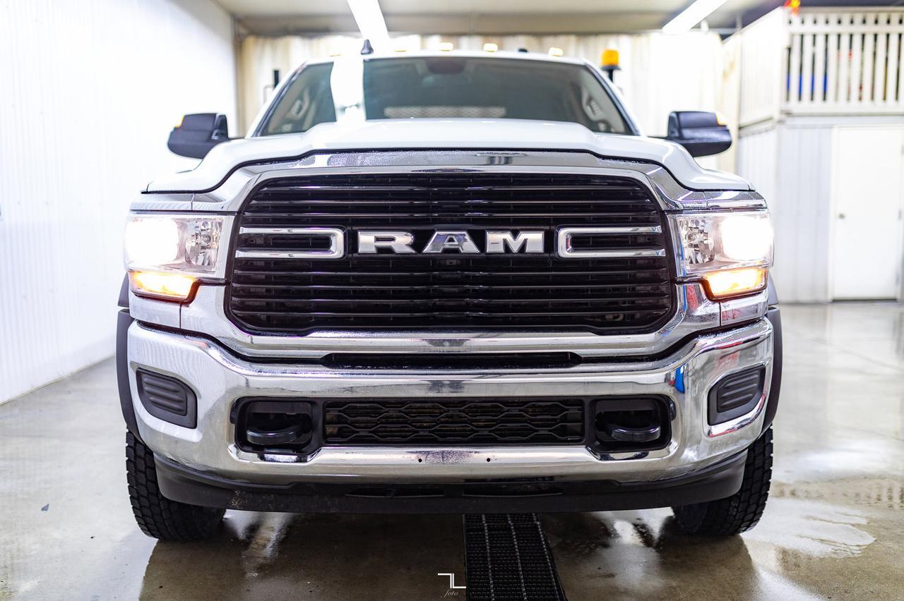 2020 Ram 5500 4x4 Crew Cab SLT Deck Diesel AISIN BCam Red Deer AB