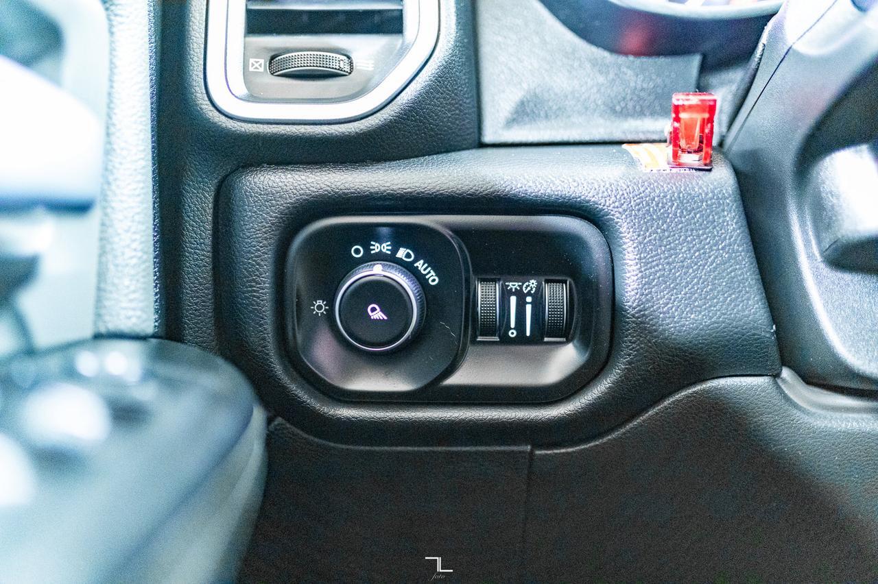 2020 Ram 5500 4x4 Crew Cab SLT Deck Diesel AISIN BCam Red Deer AB