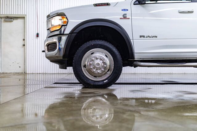 2020 Ram 5500 4x4 Crew Cab SLT Deck Diesel AISIN BCam Red Deer AB