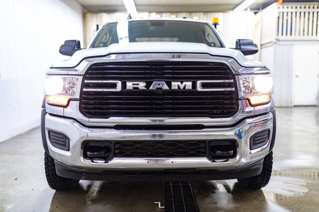2020 Ram 5500 4x4 Crew Cab SLT Deck Diesel AISIN BCam Red Deer AB