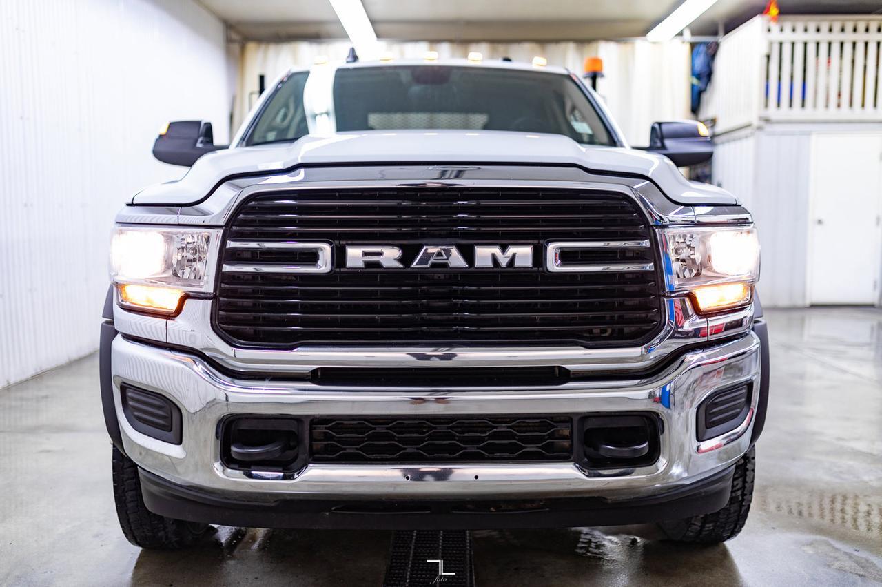 2020 Ram 5500 4x4 Crew Cab SLT Deck Diesel AISIN BCam Red Deer AB