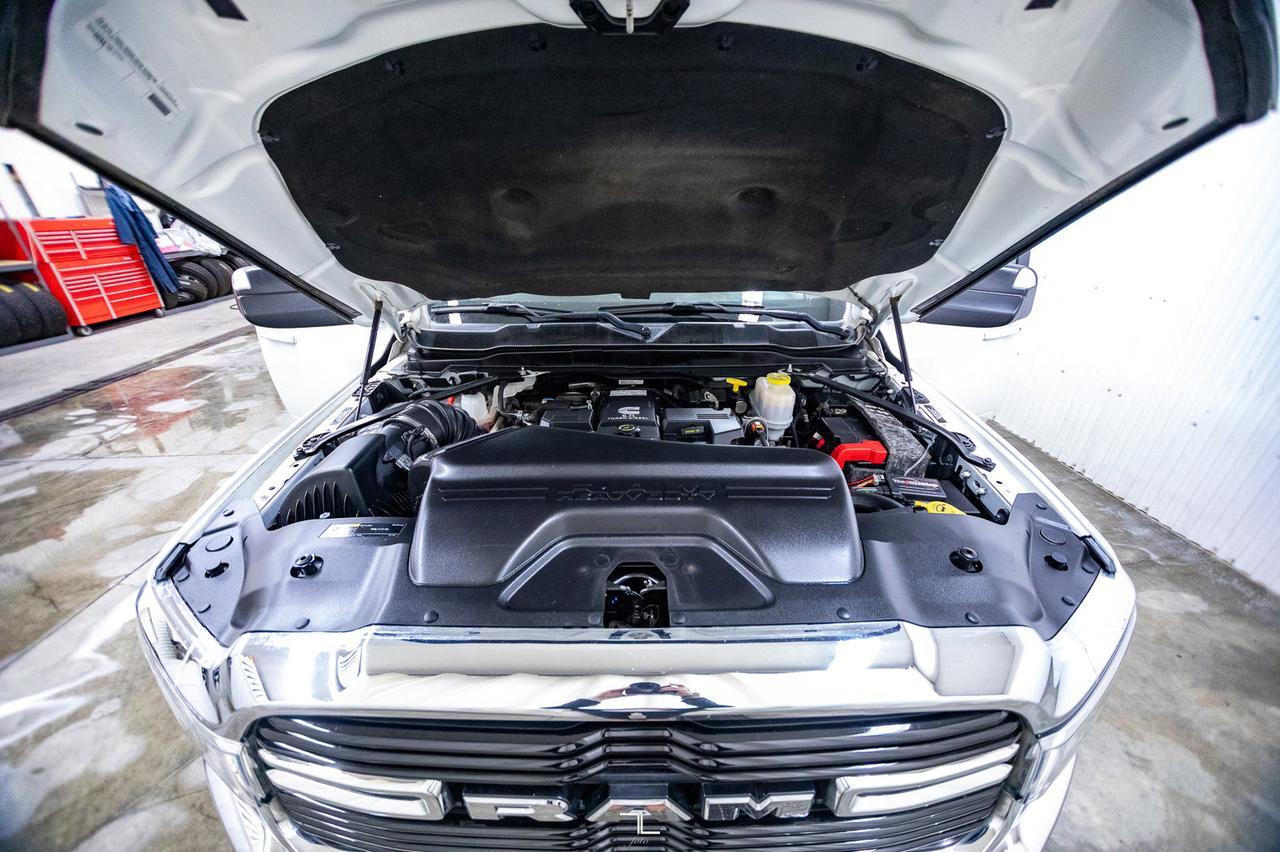 2020 Ram 5500 4x4 Crew Cab SLT Deck Diesel AISIN BCam Red Deer AB