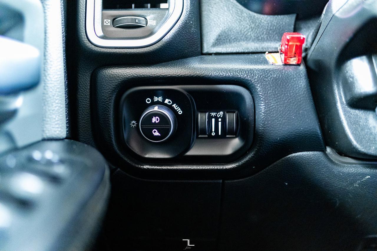 2020 Ram 5500 4x4 Crew Cab SLT Deck Diesel AISIN BCam Red Deer AB