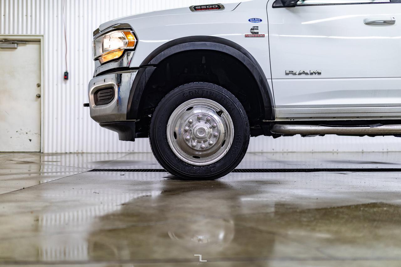 2020 Ram 5500 4x4 Crew Cab SLT Deck Diesel AISIN Red Deer AB