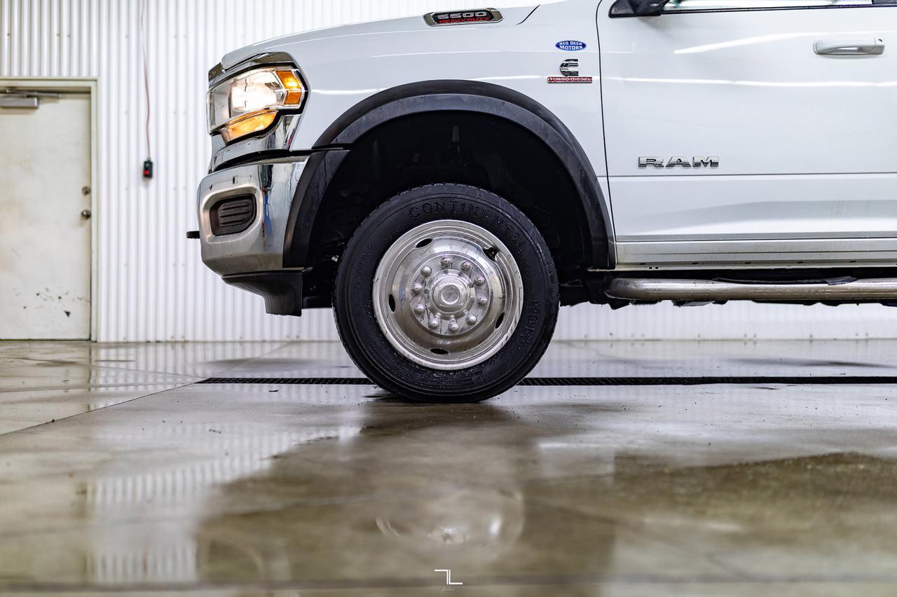 2020 Ram 5500 4x4 Crew Cab SLT Deck Diesel AISIN Red Deer AB