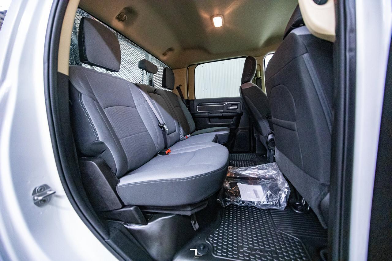 2020 Ram 5500 4x4 Crew Cab SLT Deck Diesel AISIN Red Deer AB