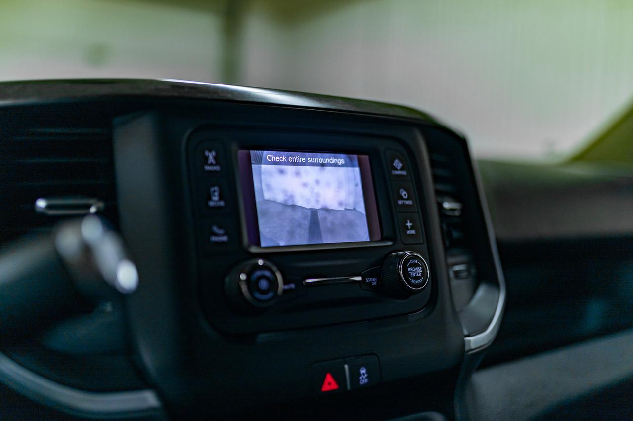 2020 Ram 5500 4x4 Reg Cab SLT Deck Diesel AISIN BCam Red Deer AB