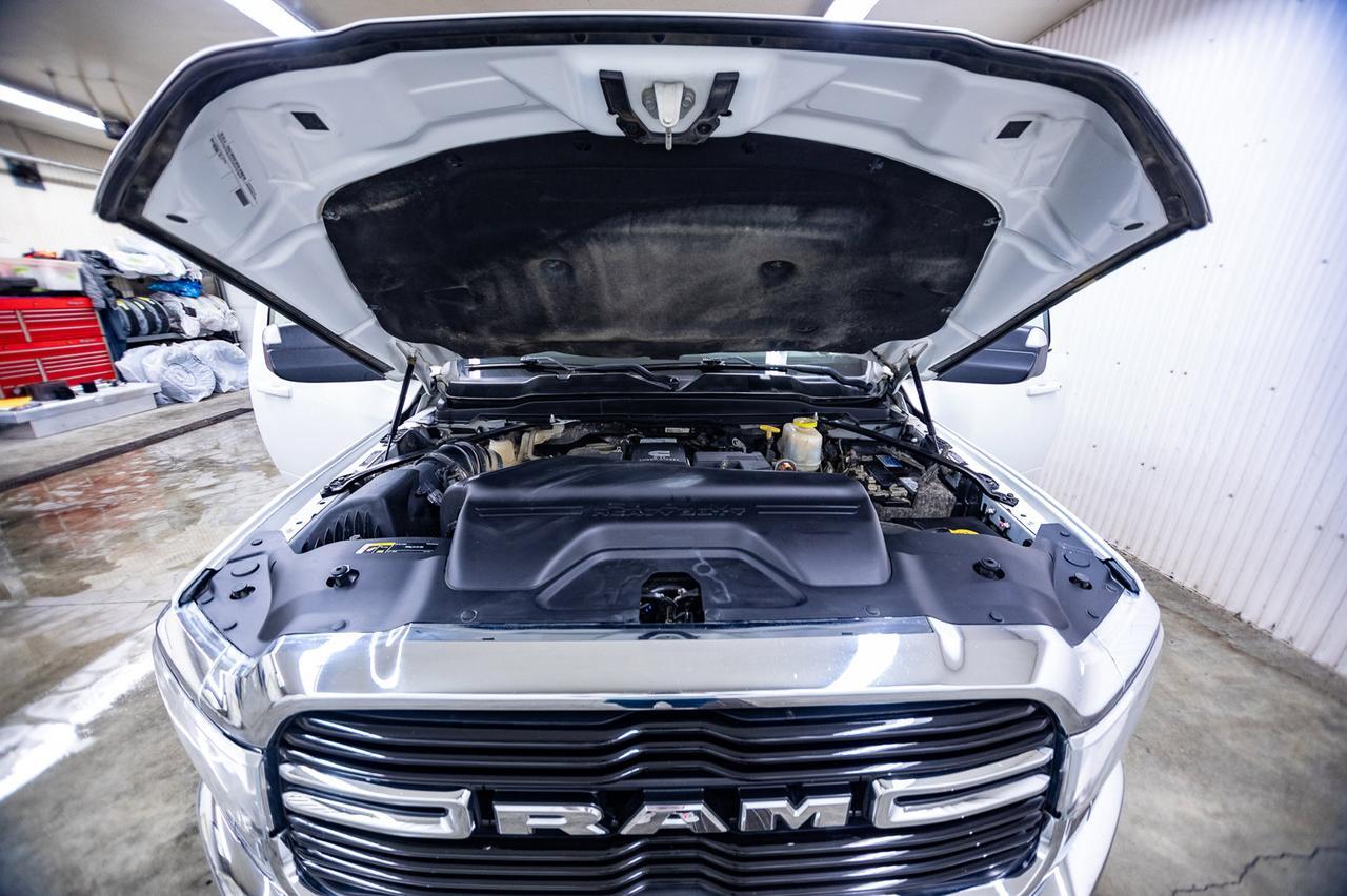 2020 Ram 5500 4x4 Reg Cab SLT Deck Diesel AISIN BCam Red Deer AB