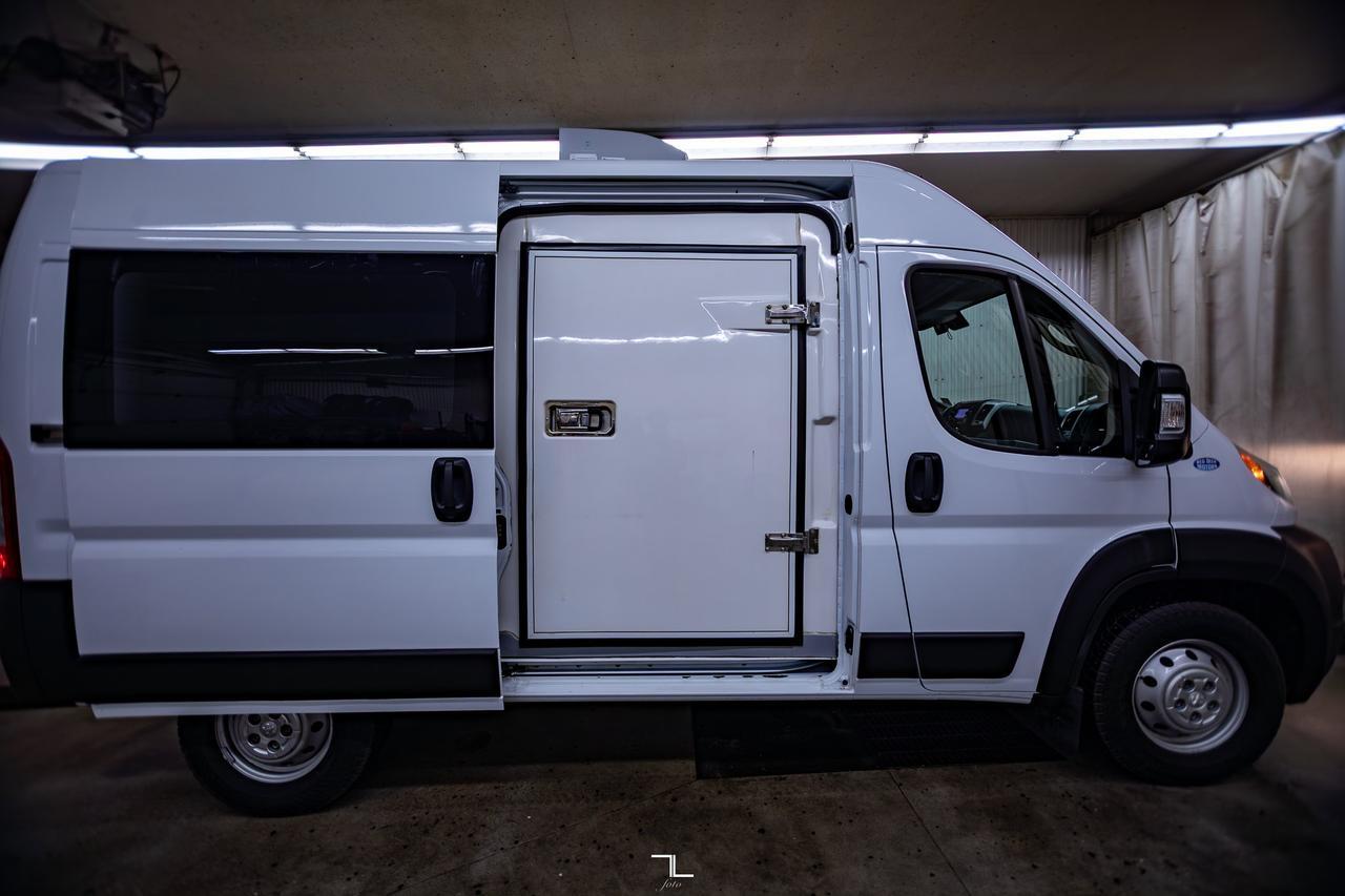 2020 Ram ProMaster 2500 High Roof Cargo Van Reefer Nav BCam Red Deer AB