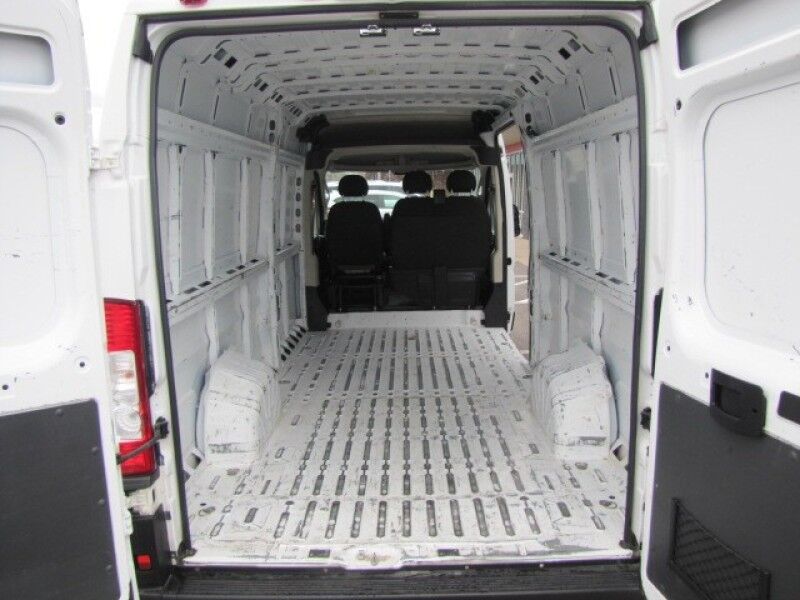 2020 Ram 3500 photo 42