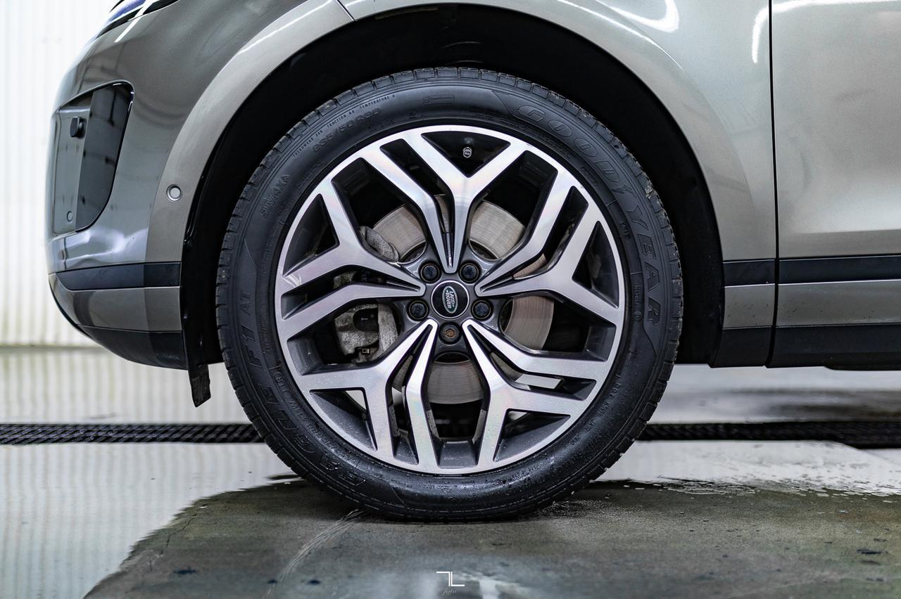 2020 Range Rover Evoque AWD SE Leather Roof Nav BCam Red Deer AB