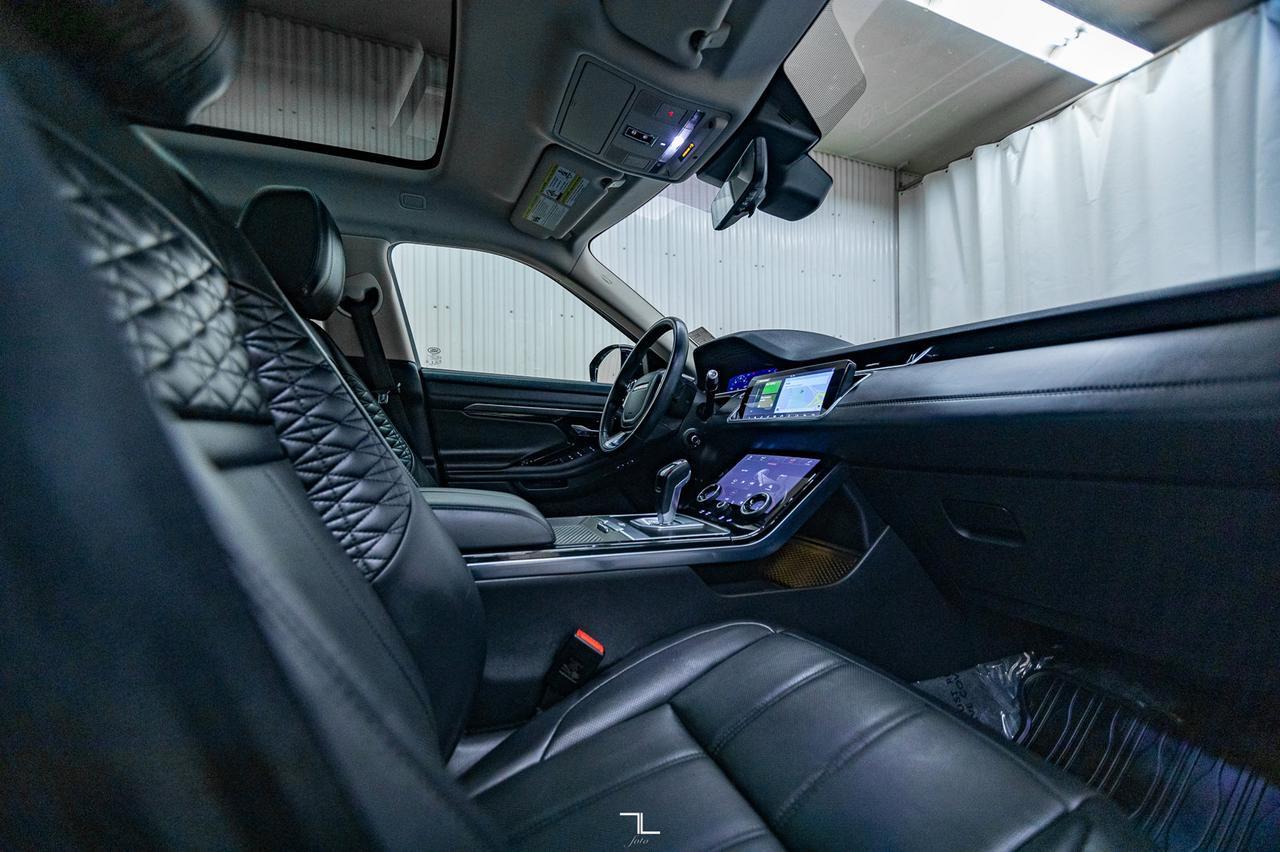 2020 Range Rover Evoque AWD SE Leather Roof Nav BCam Red Deer AB